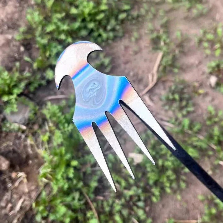 Lawn Care Hand Tool for Weeding with Four Steel Teeth