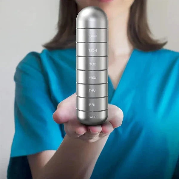 Pill Organizer with 7 Sections in Aluminum for Travel