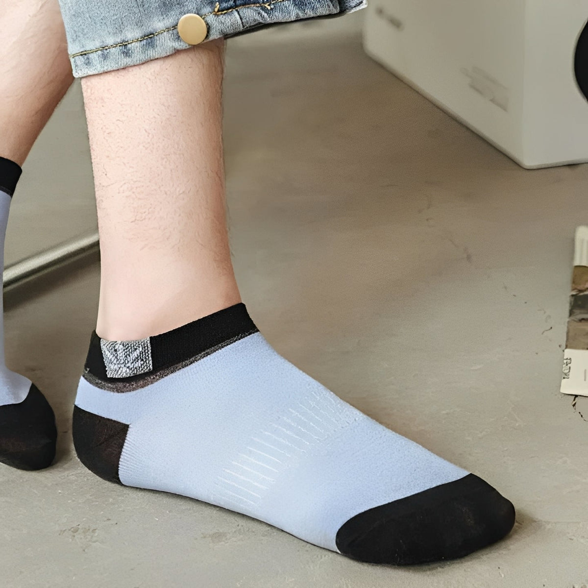20 Pairs of Men's Ankle Socks in Various Colors