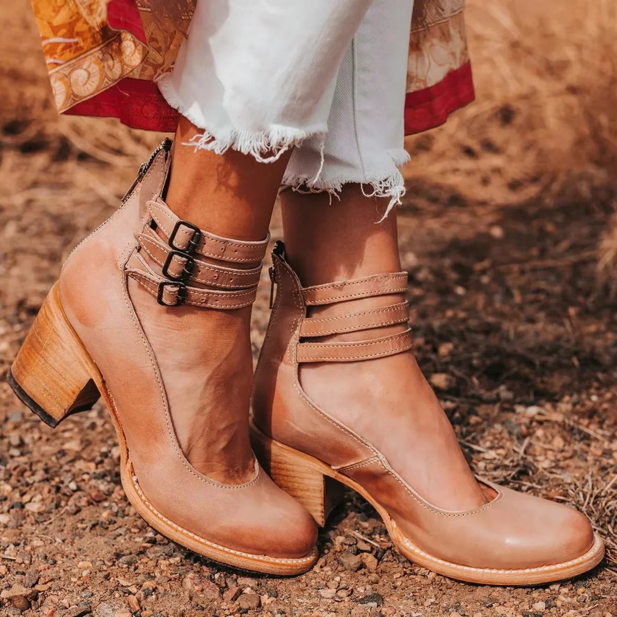 Cushioned Footbed Sandals for Women with Strappy Design
