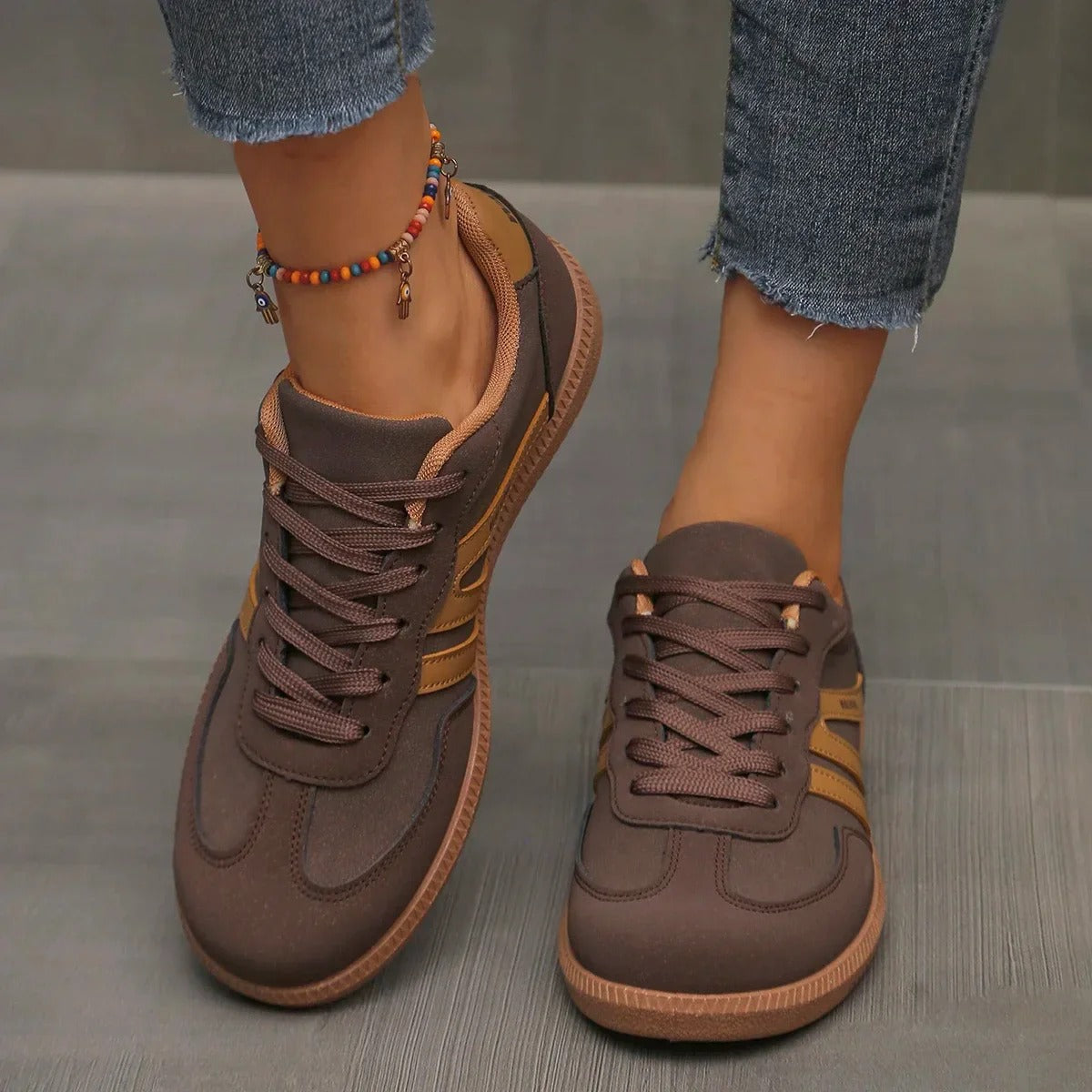 Lightweight Cushioned Sole Sneakers for Women – Casual Lace-Up Design