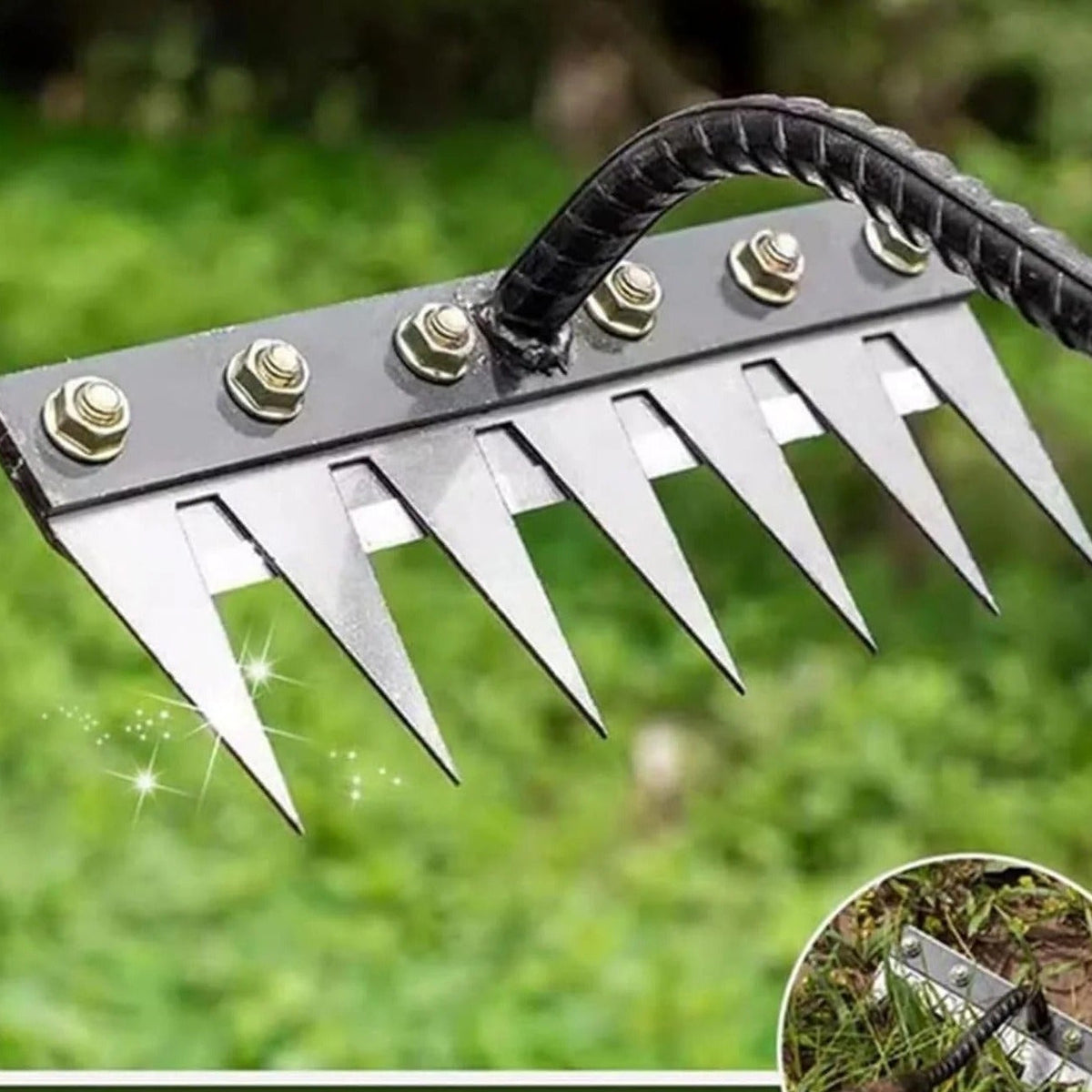 Heavy-Duty Iron Rake for Weeding in Gardens and Lawns