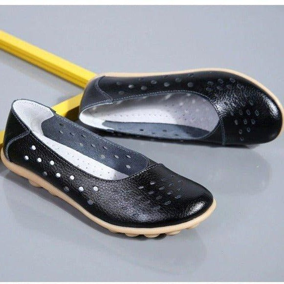 Womens Wide Fit Leather Loafers with Comfort Cushioning