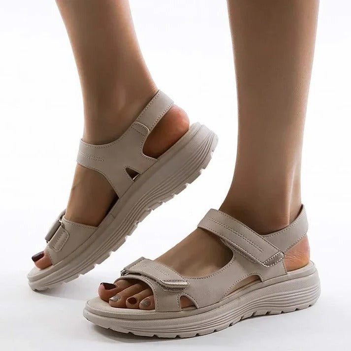 Open-Toe Sandals for Active Use Featuring Arch Support