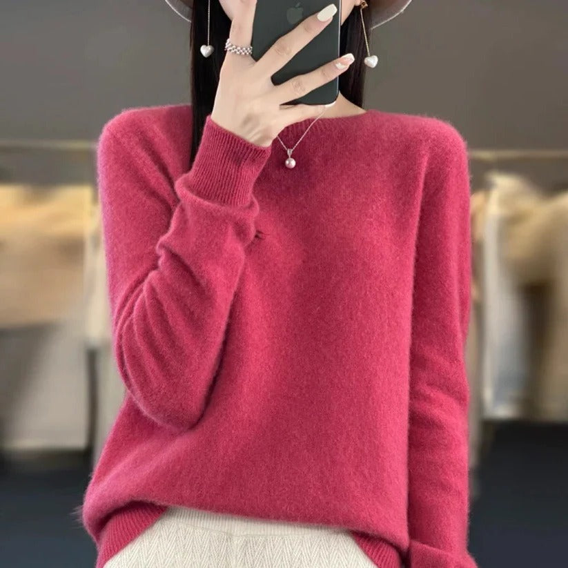 Womens Crewneck Cashmere Sweater - Pullover Style