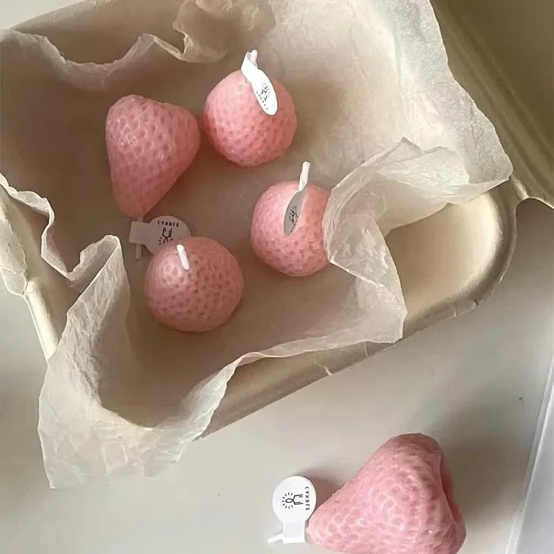 Soy Wax Candle in Strawberry Scent for Home Decoration and Gifts