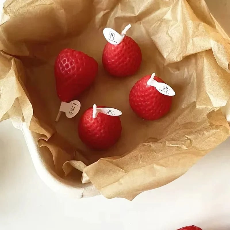 Soy Wax Candle in Strawberry Scent for Home Decoration and Gifts