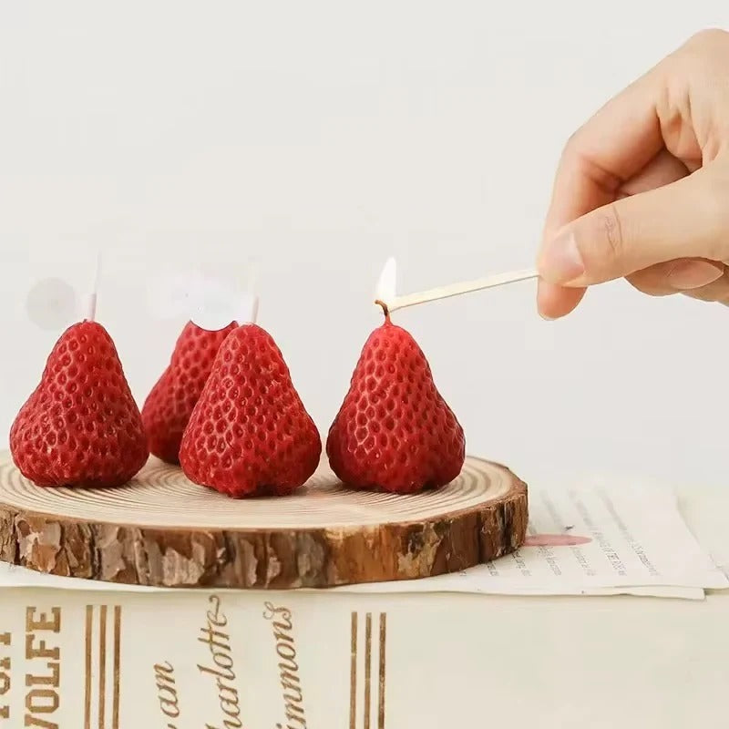 Soy Wax Candle in Strawberry Scent for Home Decoration and Gifts