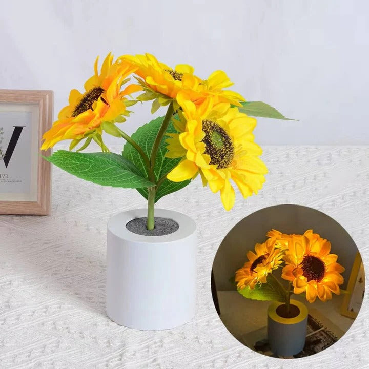 Warm Ambient Glow LED Table Lamp in Sunflower Design