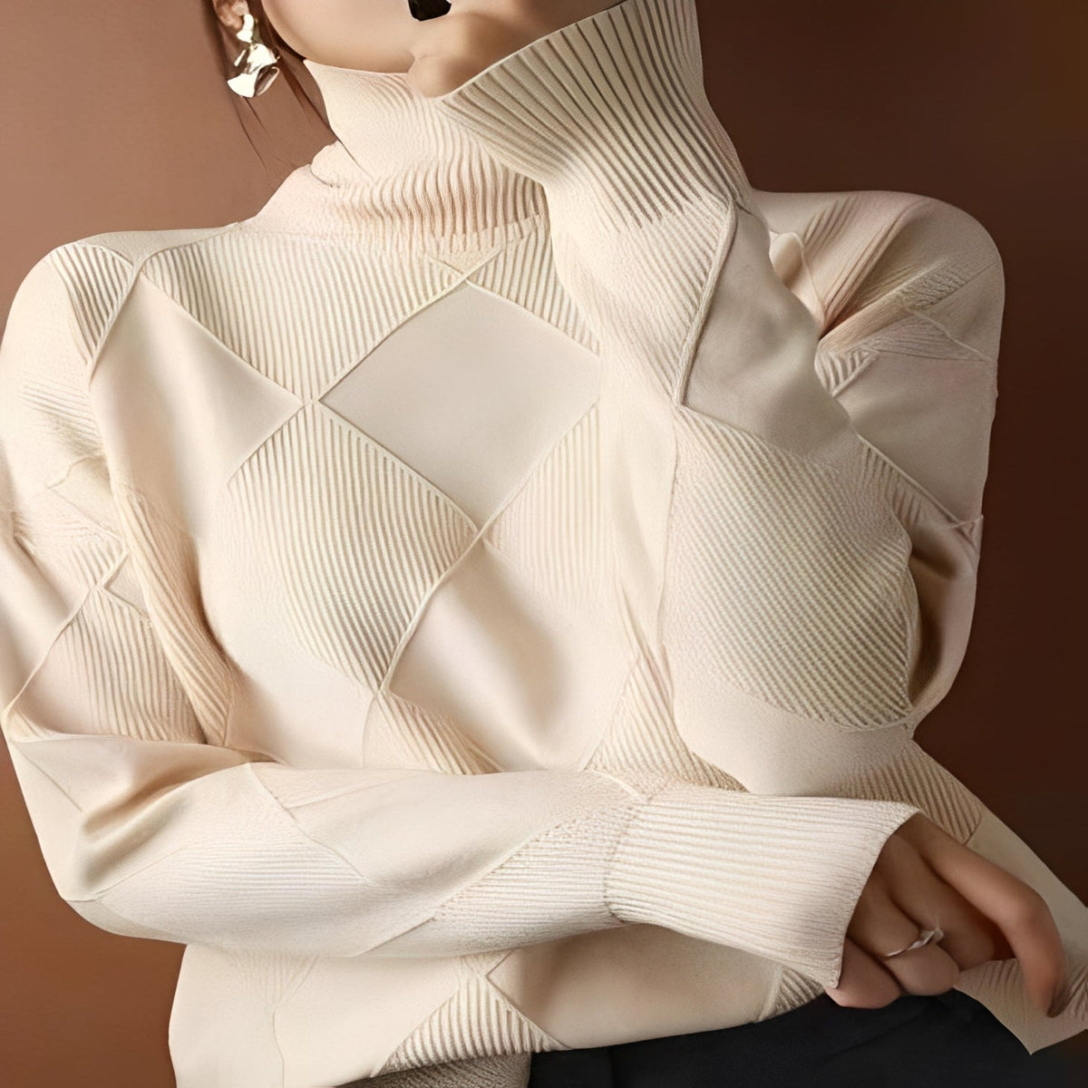 Oversized Women's Pullover in Cashmere with Textured Diamond Stitch
