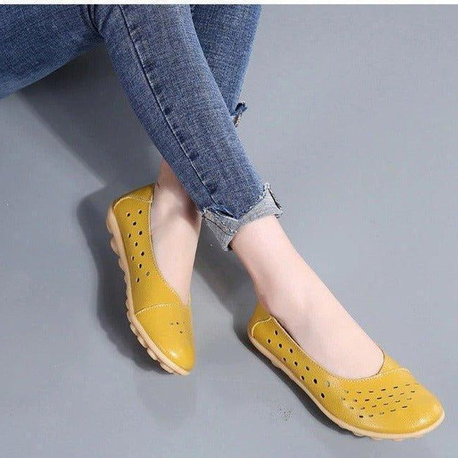 Womens Wide Fit Leather Loafers with Comfort Cushioning