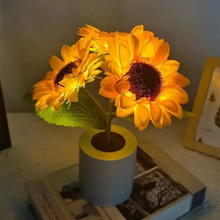 Warm Ambient Glow LED Table Lamp in Sunflower Design