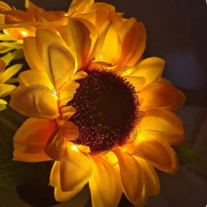 Warm Ambient Glow LED Table Lamp in Sunflower Design