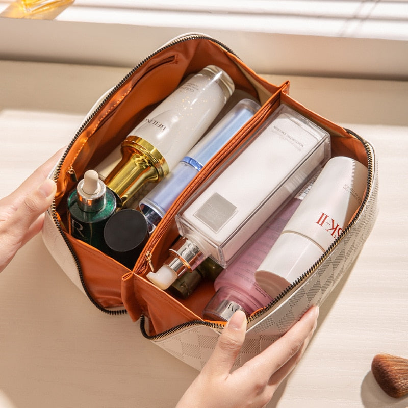 Chic Travel Makeup Organizer | Luxe Cosmetic Bag