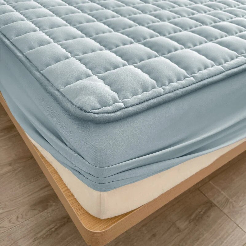 Fitted Sheet Style Quilted Mattress Protector