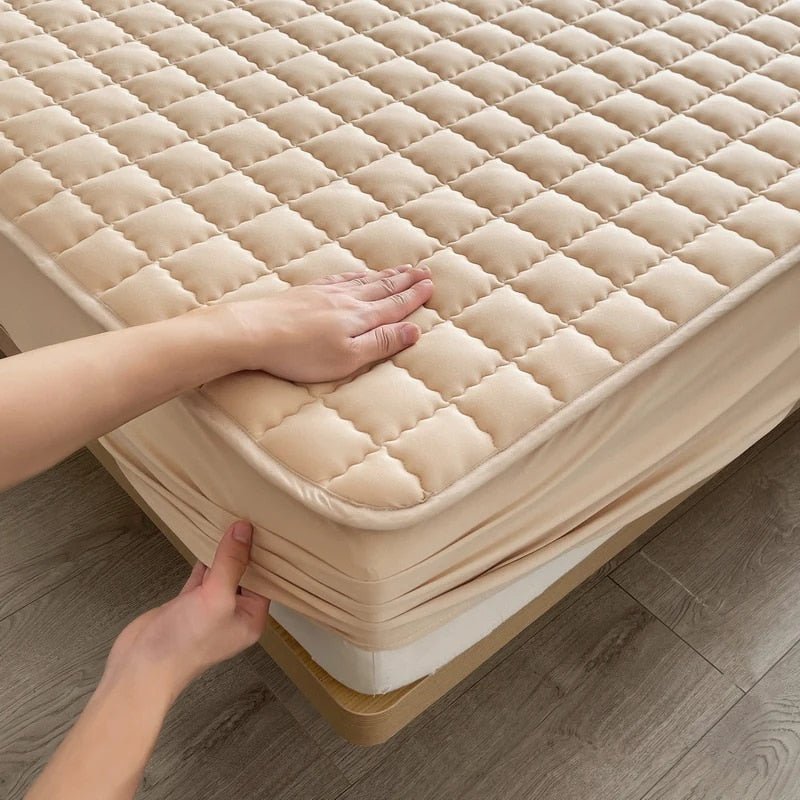 Fitted Sheet Style Quilted Mattress Protector