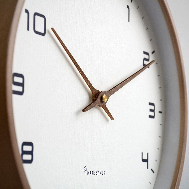 Minimalist Wooden Wall Clock with Silent Movement - Natural Accents for Home
