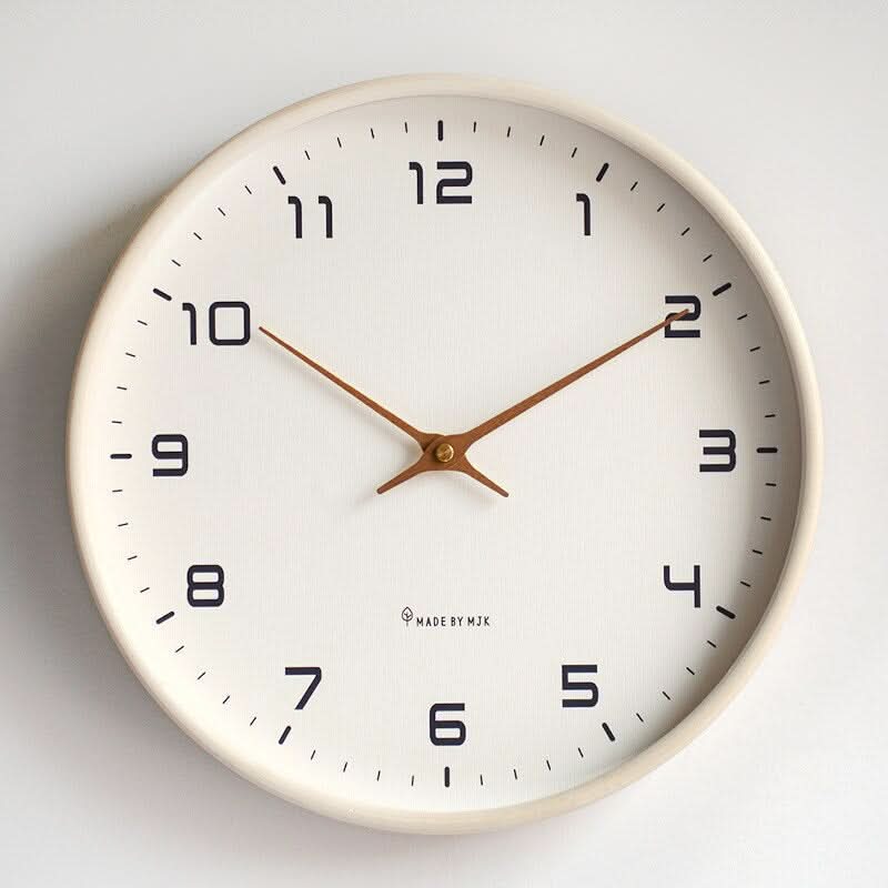 Quiet Wooden Wall Clock – Tick-Free Operation for Peaceful Spaces