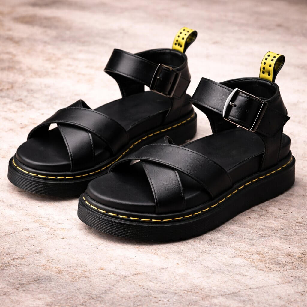 Stylish and Comfortable Women's Leather Platform Sandals