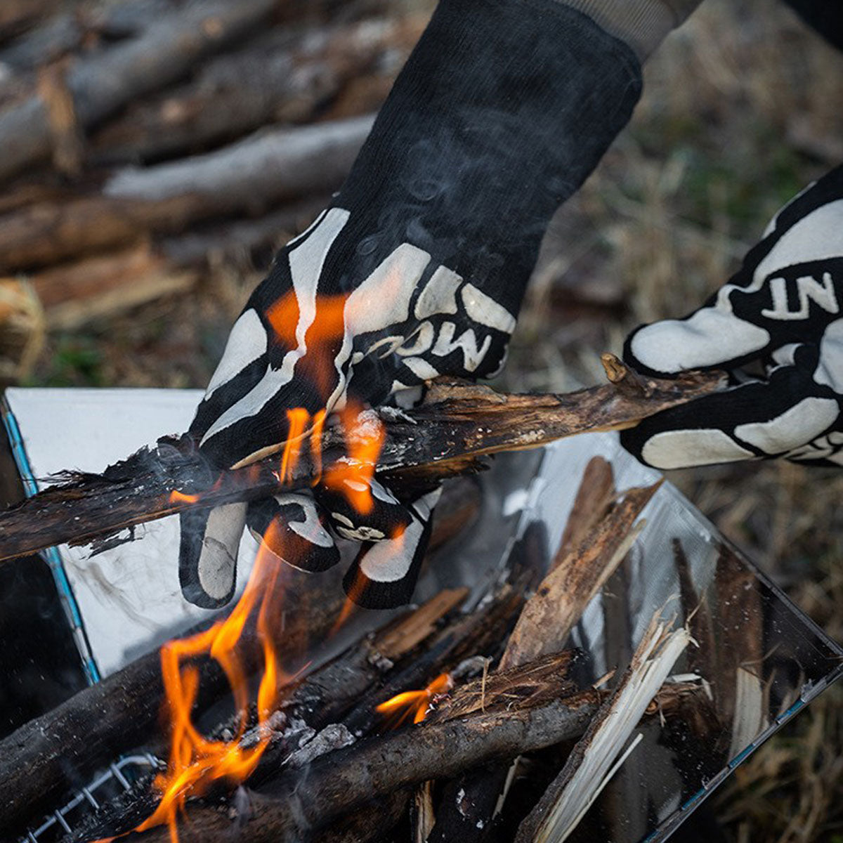Heat Resistant Outdoor Cooking Gloves for High Temperatures