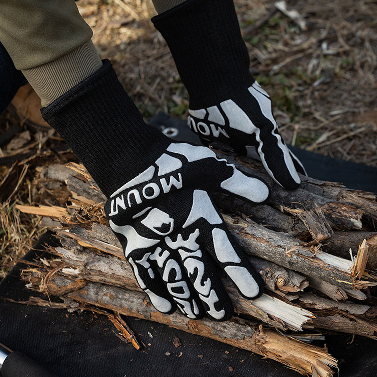 Heat Resistant Outdoor Cooking Gloves for High Temperatures
