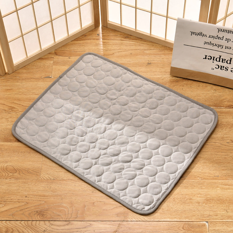 Self-Cooling Pet Mat – Gel Pad for Dogs and Cats, No Water or Power Needed