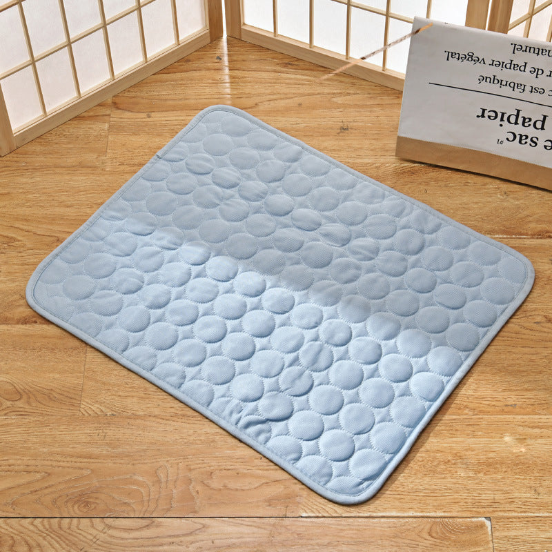 Self-Cooling Pet Mat – Gel Pad for Dogs and Cats, No Water or Power Needed