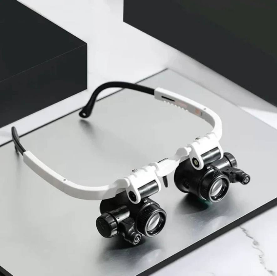 LED Magnifier with Adjustable Magnification 8x, 15x, 23x Lenses