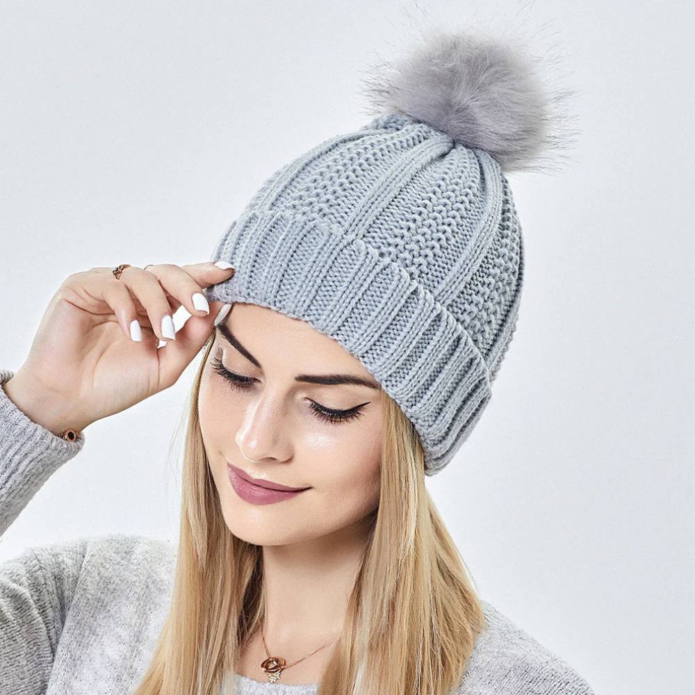 Silk-Lined Antistatic Beanie Hat for Smooth, Frizz-Free Hair
