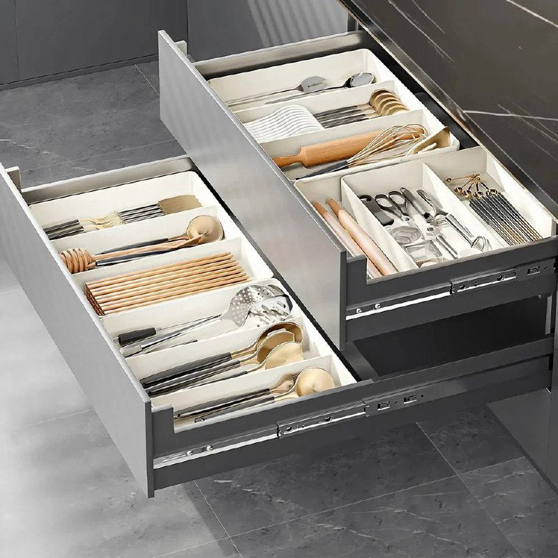 Drawer Organizer with Adjustable Compartments for an Organized Space