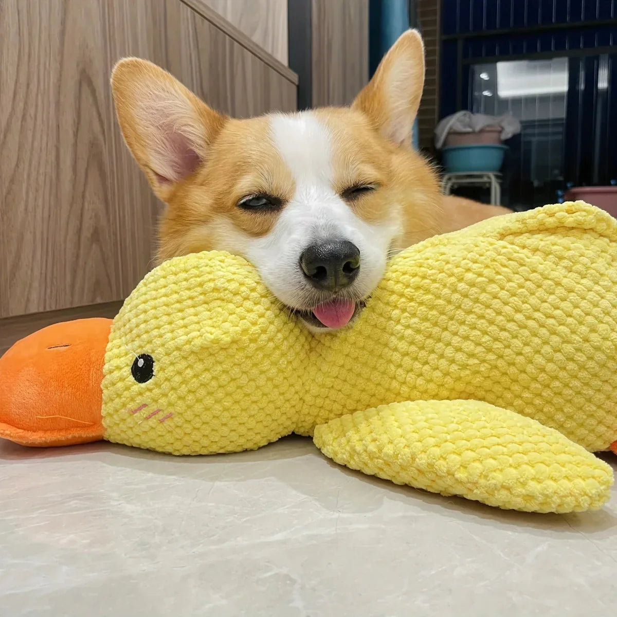 Plush Comfort Toy for Dogs - Calming Duck Design to Reduce Anxiety