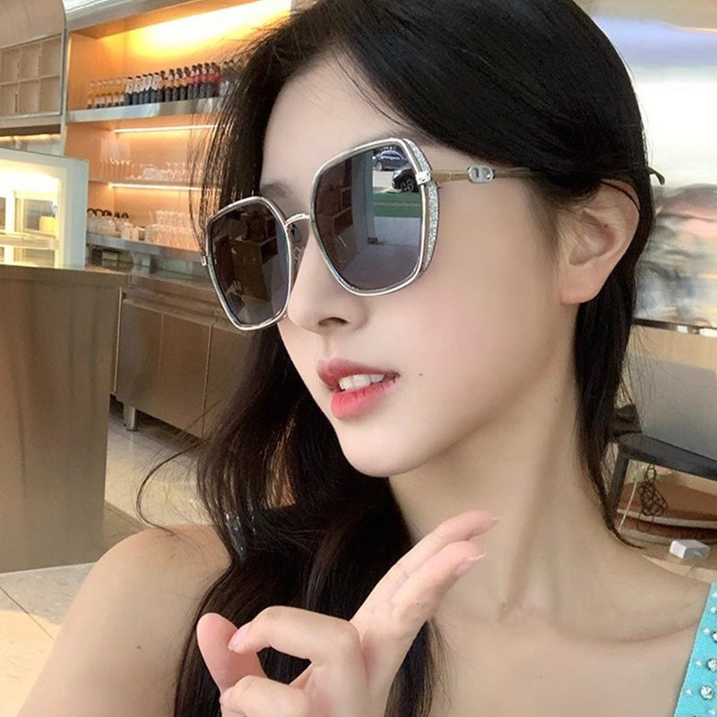 Metal Frame Oversized Sunglasses with Polarized Lenses