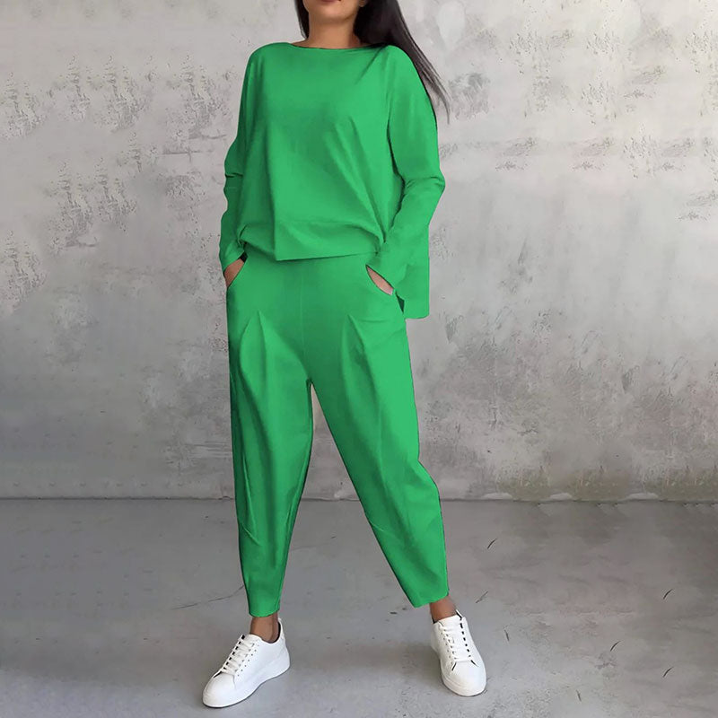 Lightweight Polyester Loungewear Set for Women with Pockets