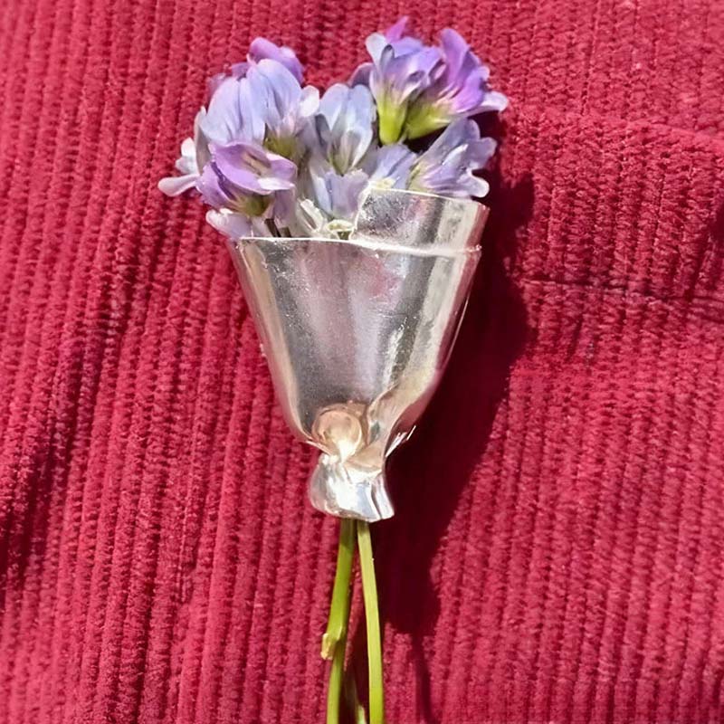 Mini Bouquet Holder Flower Brooch for Fresh Blooms