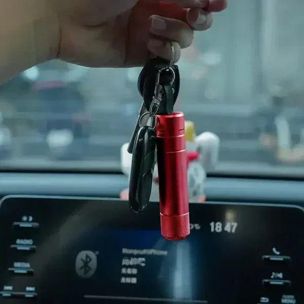 Car Escape Tool – Compact Safety Hammer and Window Breaker for Emergencies