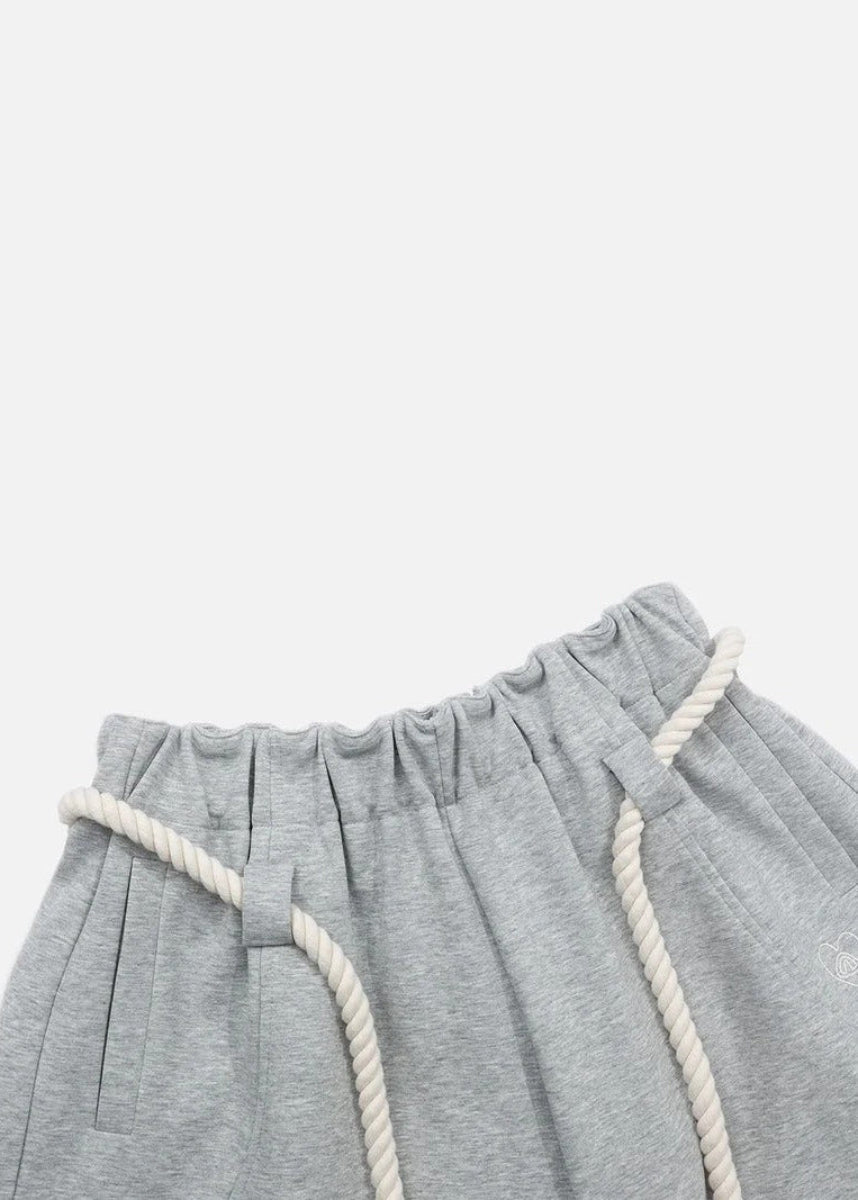 Chic High-Waisted Joggers for Women – Modern Barrel Leg Sweatpants with Adjustable Elastic Waist and Deep Pockets