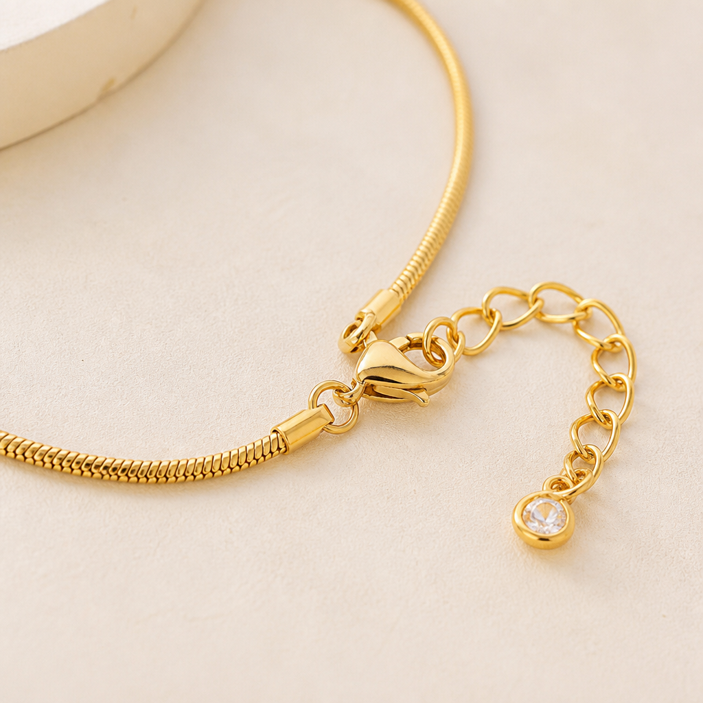 ViviLuxe™ – Personalized Cursive Initial Necklace with Pink Heart Charm