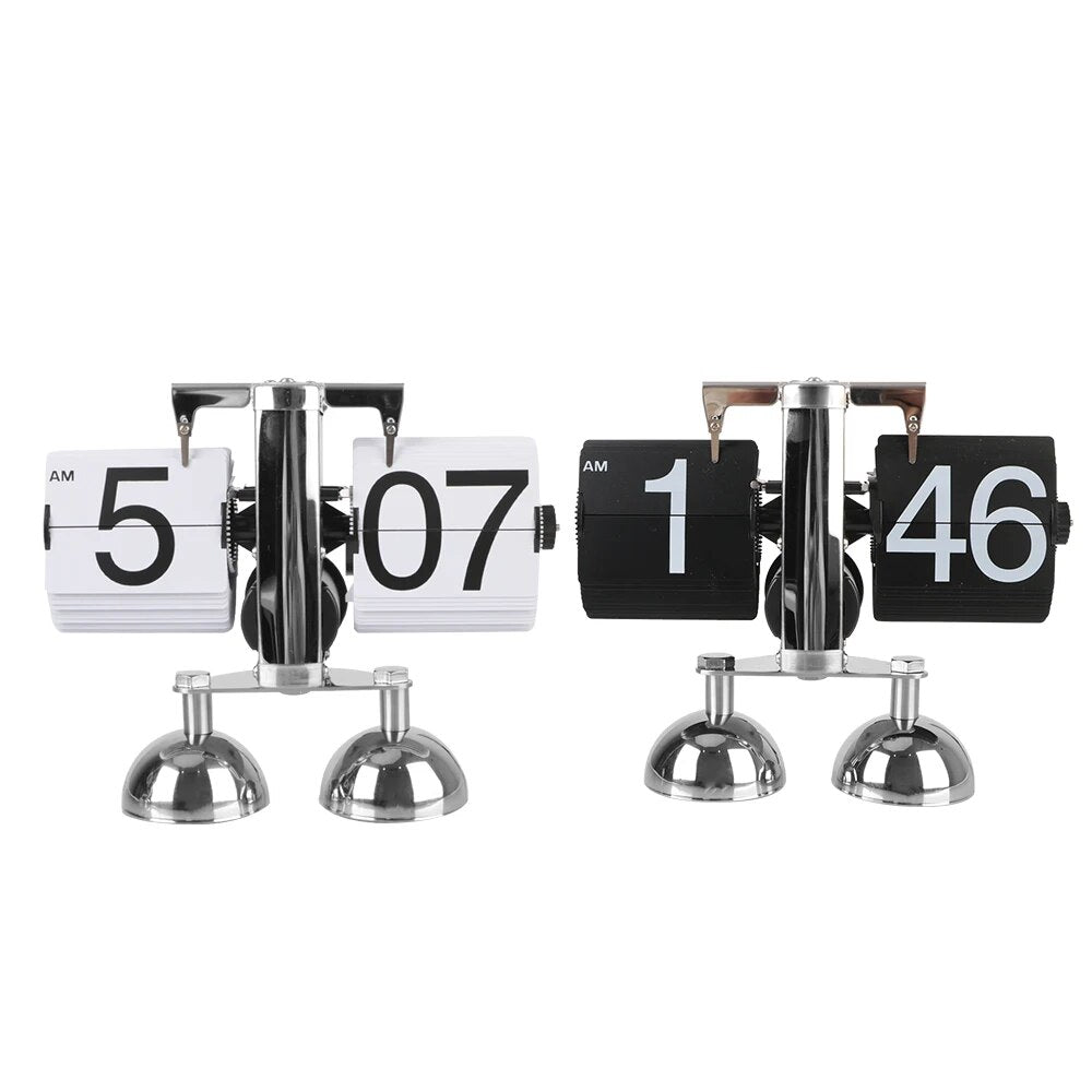 Silent Quartz Movement Desk Clock with Large Numbers and Flip Card Design
